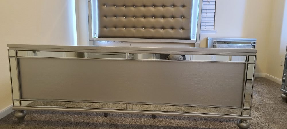 Item B2115 Silver Bedroom set 5 pc king