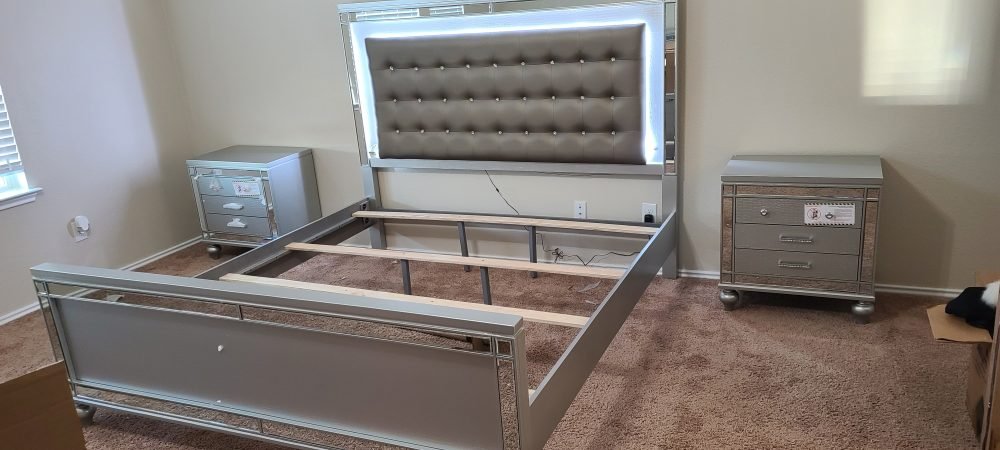 Item B2115 Silver Bedroom set 5 pc king