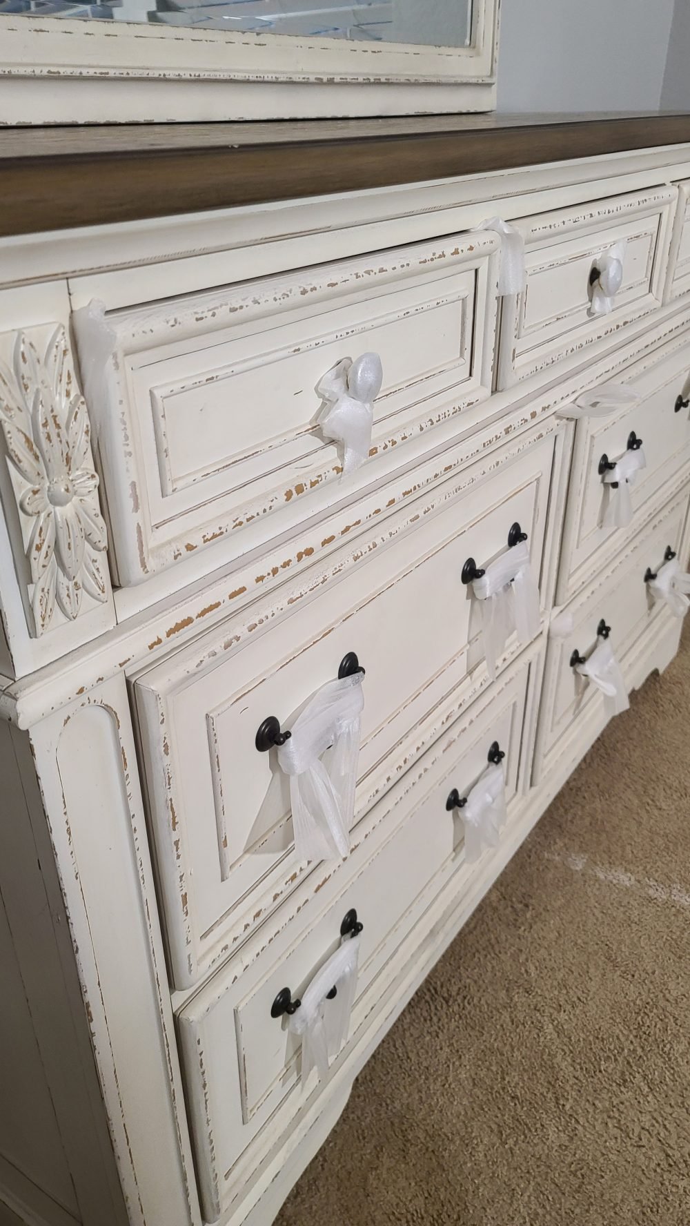B743 bedroom set 5 pc Queen or king