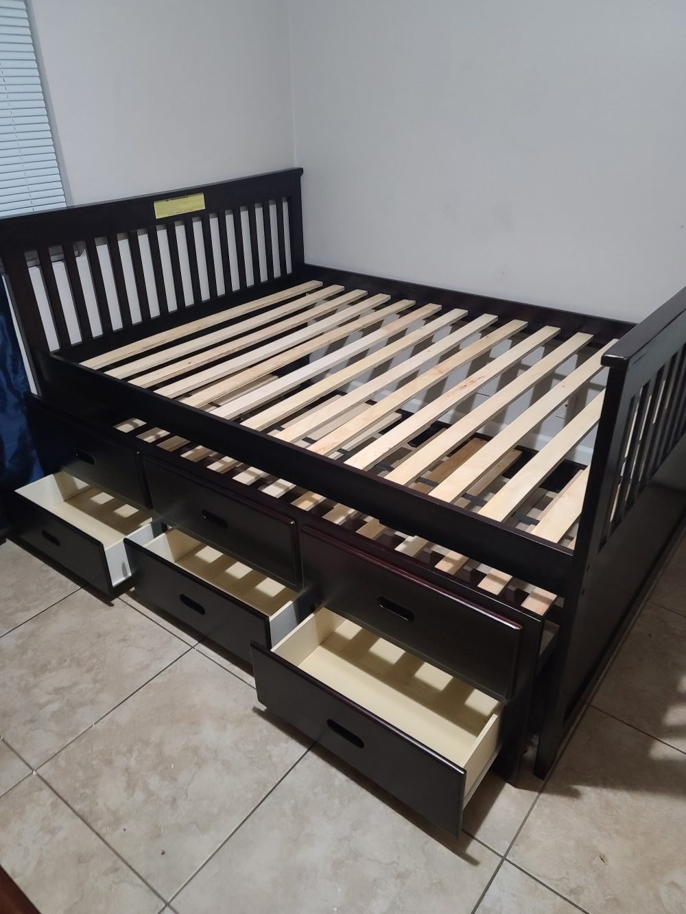 Captains Bed  B0219 Full/twin 3 Drawers