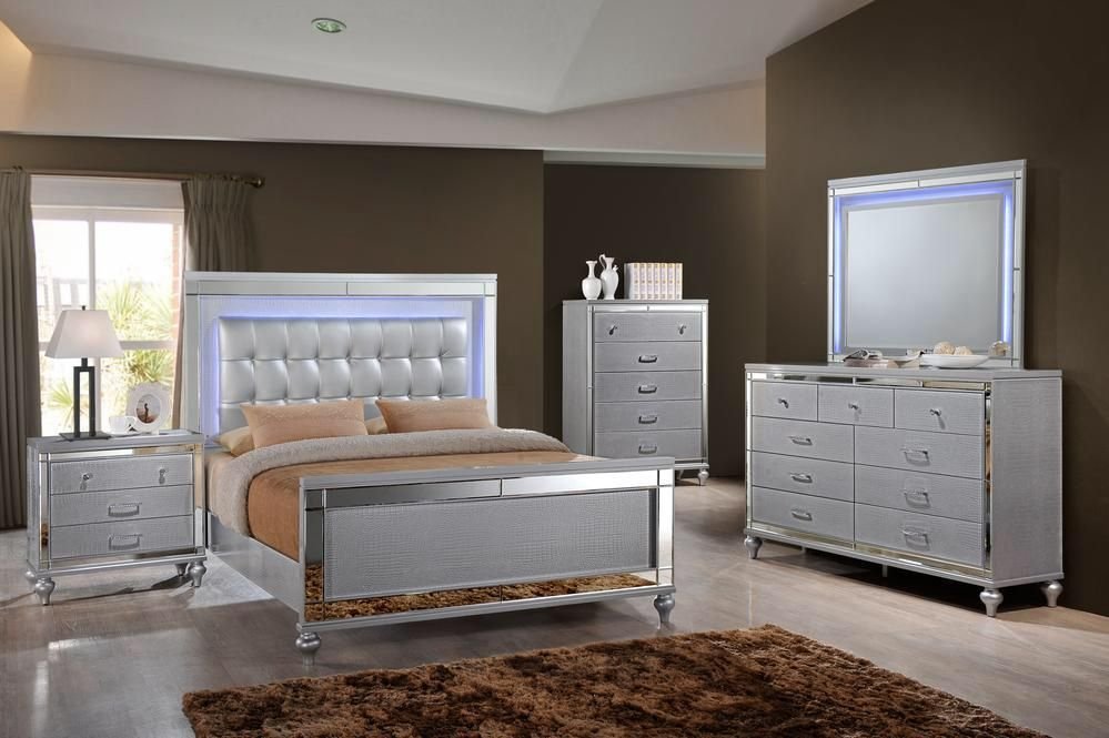 Item B2115 Silver Bedroom set 5 pc king
