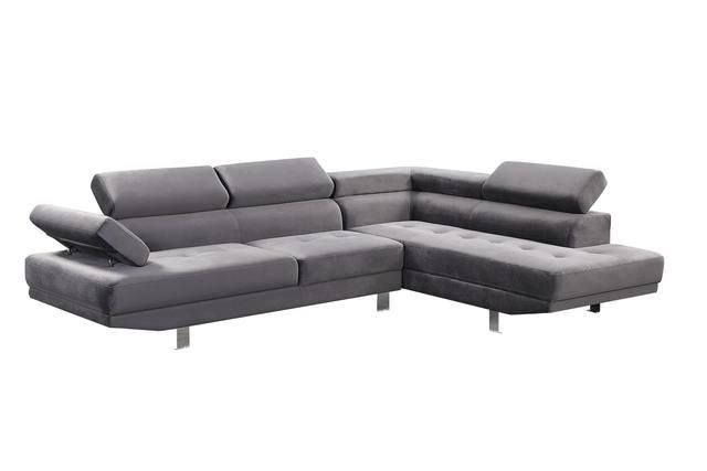 Moderno  Color: Black & white and Grey