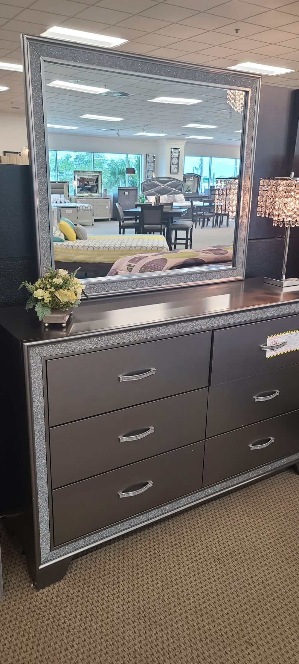 SETB4750 KAIA queen or king