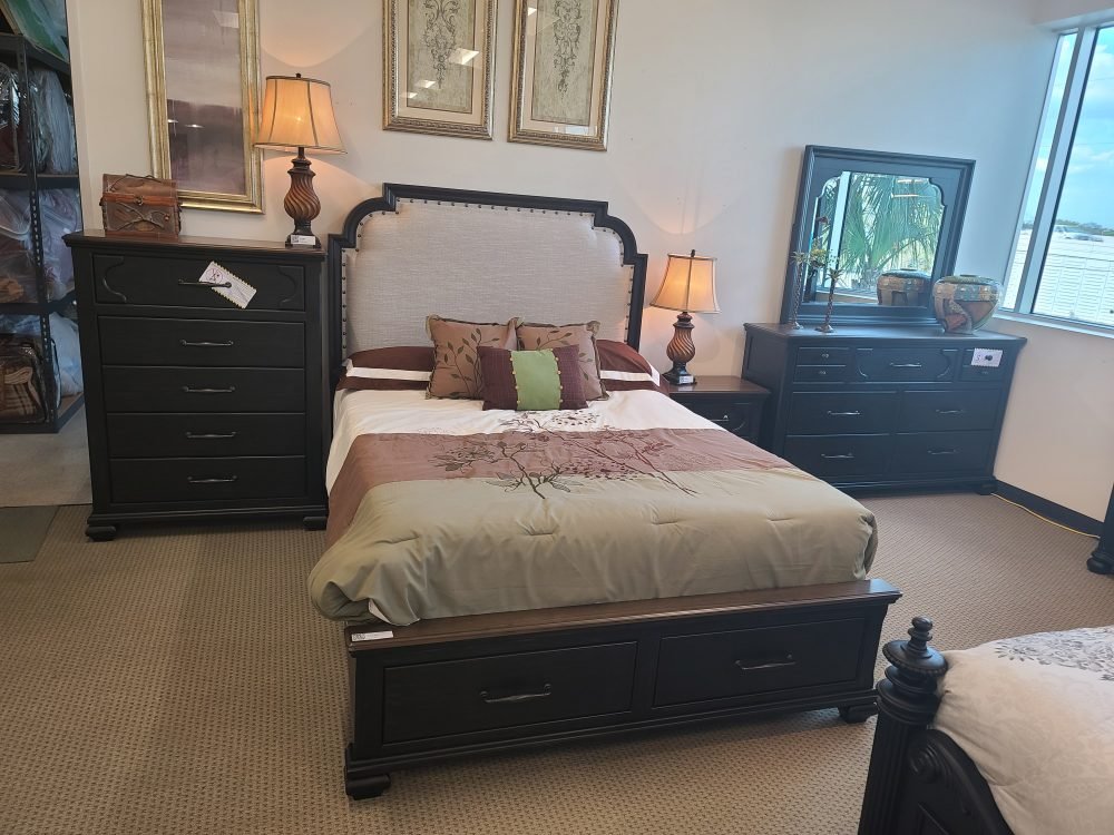 SETB6560 HAMILTON BEDROOM