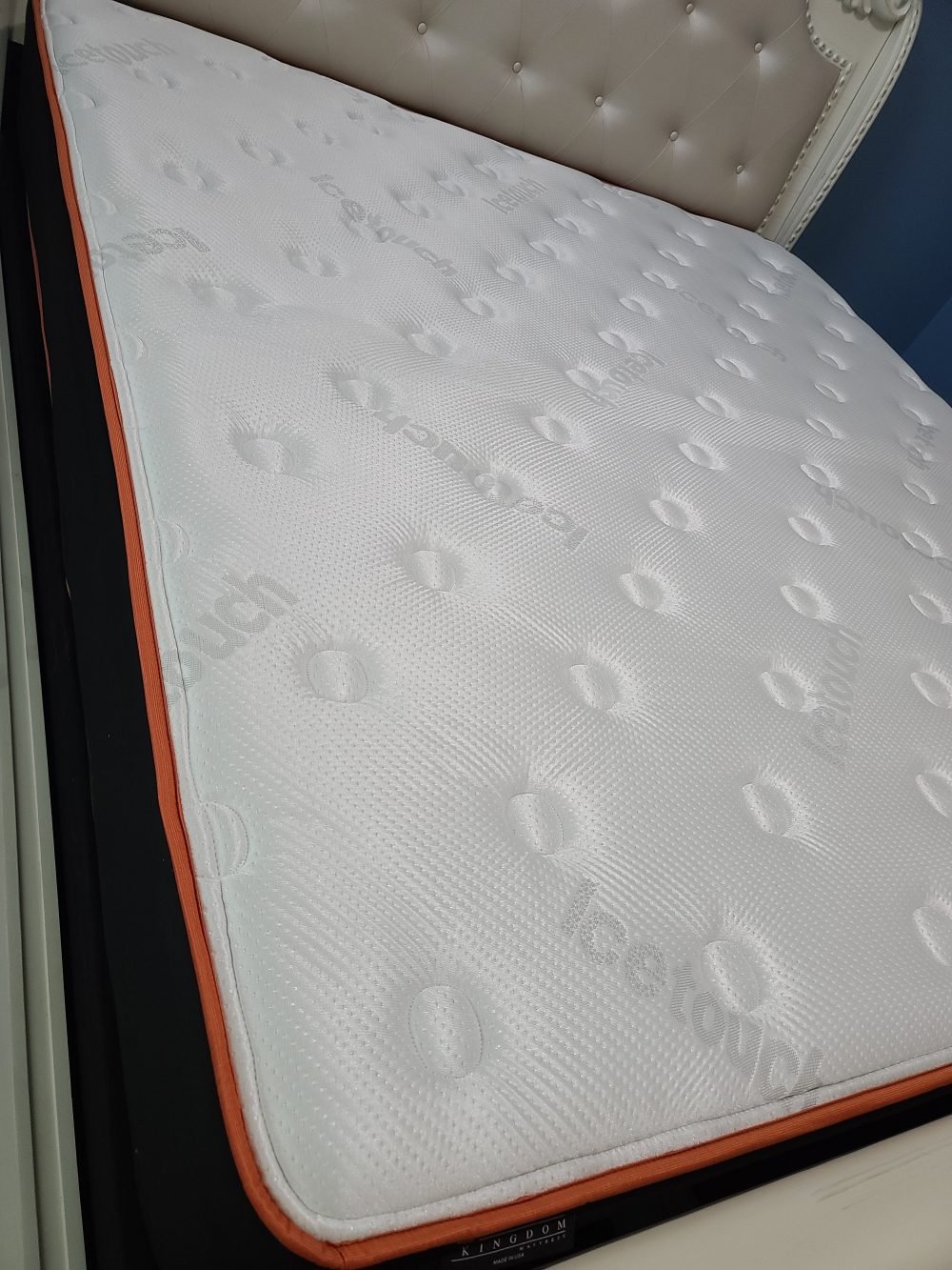 Max 12″ PLUSH POCKET COIL MATTRESS