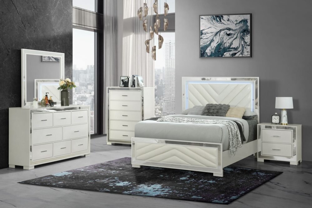B1182 White Bedroom set 4 Pc King & Queen & Full
