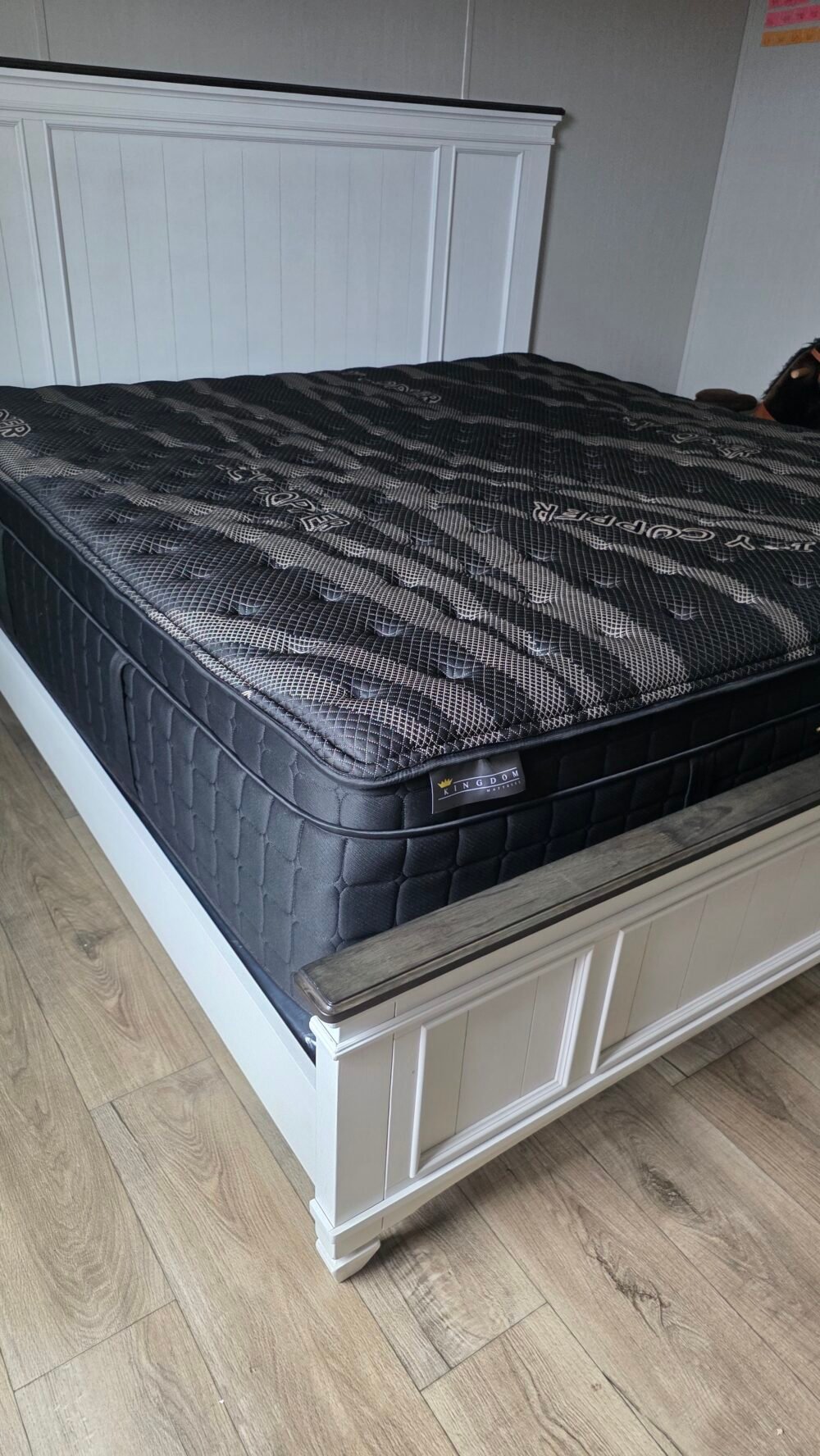 ICY CUPPER HYBRID MATTRESS