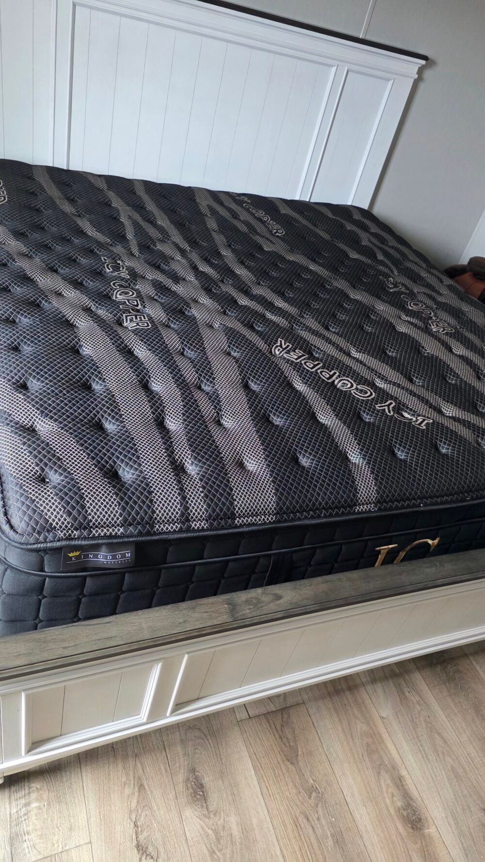 ICY CUPPER HYBRID MATTRESS